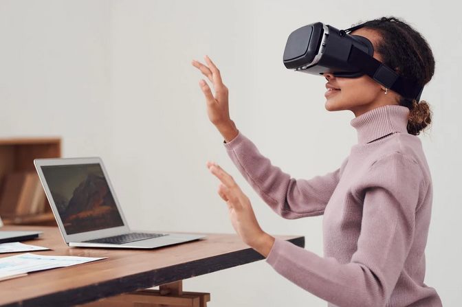 VR